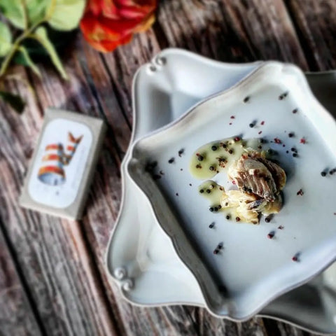 Codfish in Extra Virgin Olive Oil & Garlic