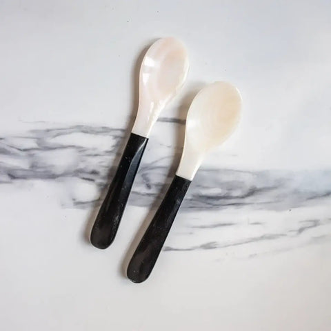 Caviar Spoon – Mother of Pearl with Wood Handle