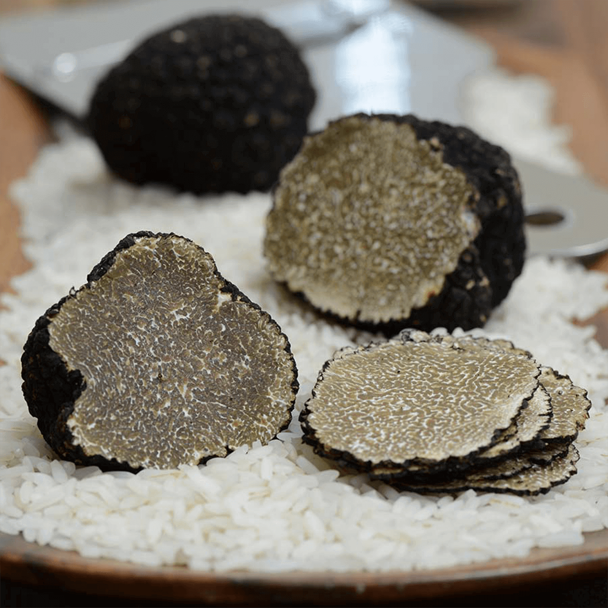 black-truffle-olive-oil-quint-2